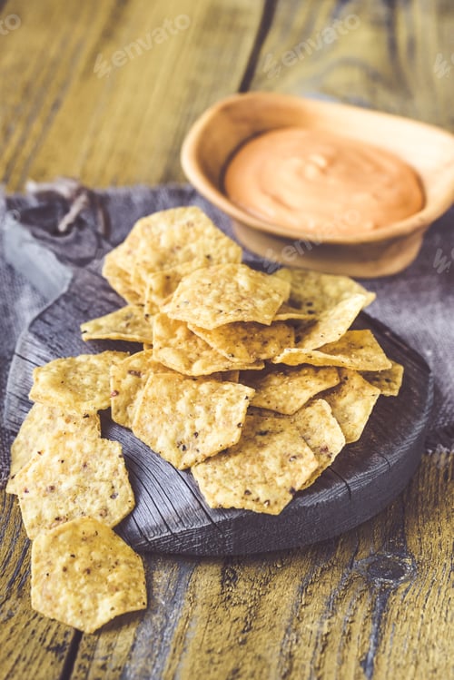 Preview: Tortilla chips with chile con queso