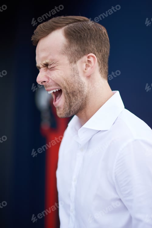 Preview: Emotional handsome man expressing himself