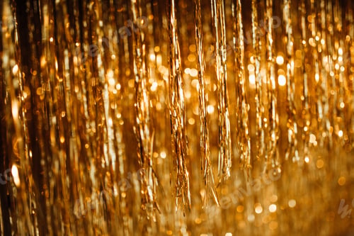 Preview: Beautiful shiny golden luxe glow rain decoration for expensive holidays confetti party