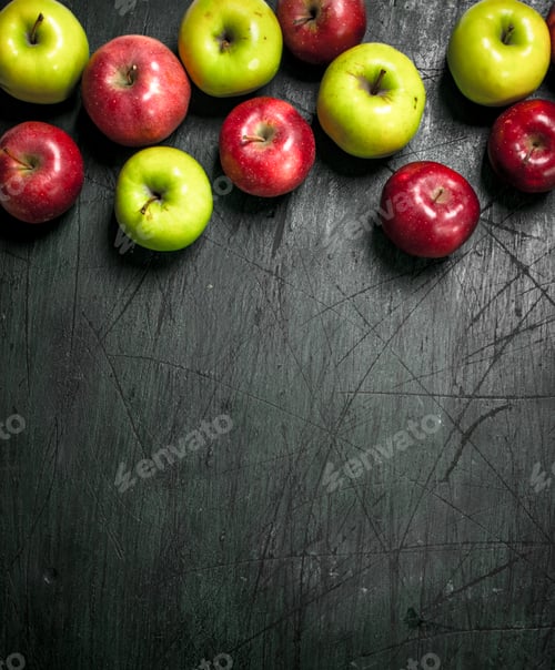 Preview: Red and green apples.