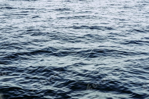 Vorschau: Meerwasser kräuselt Hintergrund