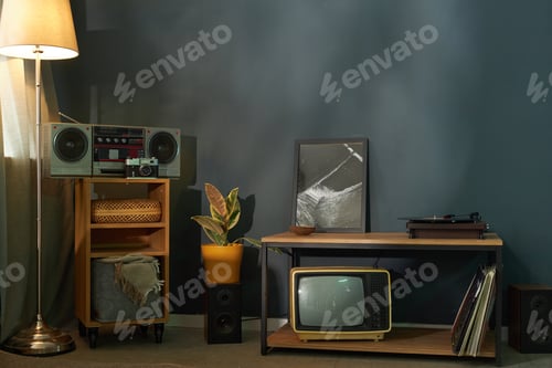 Preview: Retro Things Standing In The Room
