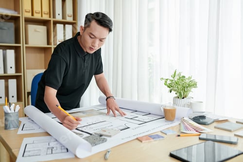 Preview: Interior Designer Working on Big Project