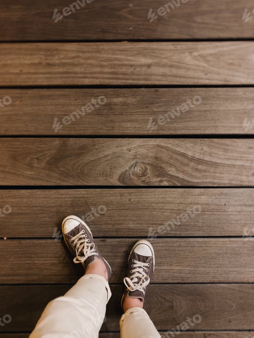 Preview: standing
