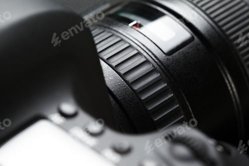 Preview: digital SLR camera