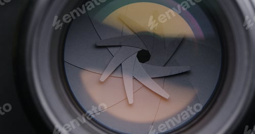 Preview: Adjusting Camera lens aperture