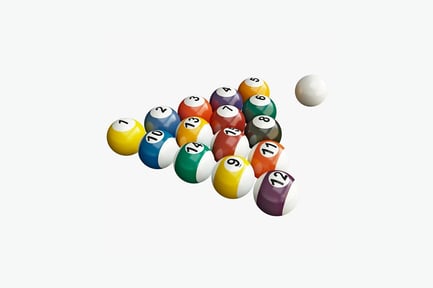 Preview: Pool balls in pyramidal and floating configuration