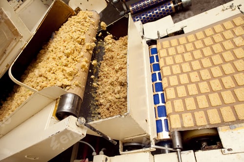 Preview: cookie making machine in the factory