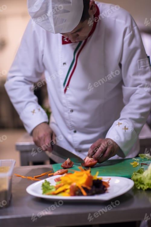 Preview: chef serving vegetable salad