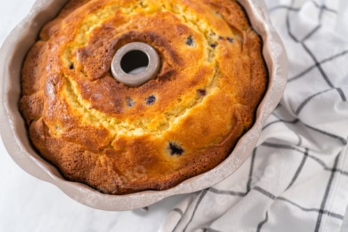Preview: Lemon blueberry bundt cake with powdered sugar dusting