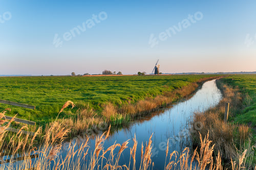 Preview: Halvergate Windmill in Norfolk