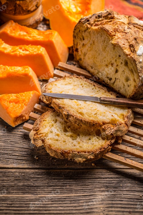 Preview: Traditional bread