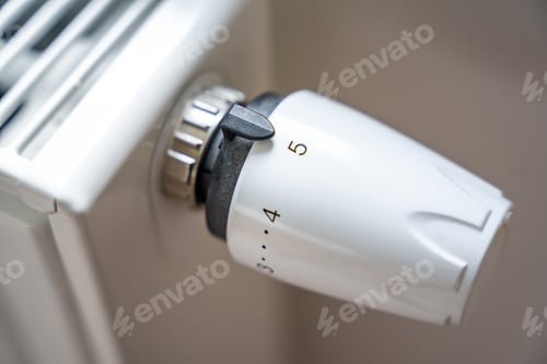 Preview: Battery heating knob. Heating in an apartment, at home. Heating prices.