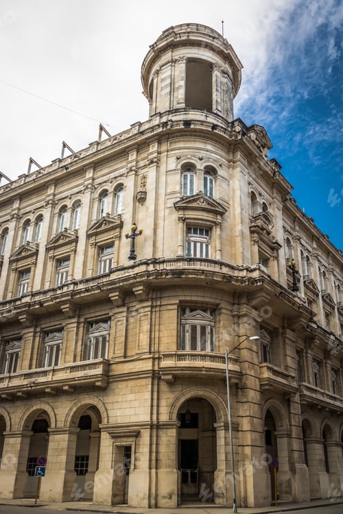 Preview: National Museum of Fine Arts (Museo Nacional de Bellas Artes) - Havana, Cuba
