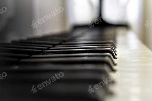 Preview: Old Piano keyboard