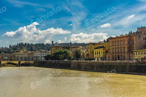 Preview: View at Arno river in Florence