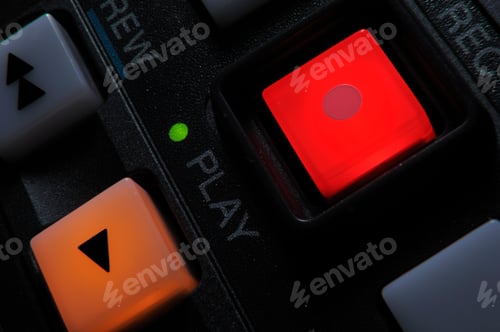 Preview: Macro shot of the "Play" and "Record" buttons