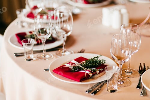 Preview: Elegant banquet table