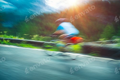 Preview: Cyclist in motion