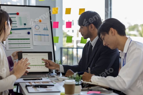 Preview: entrepreneurs brainstorm together to develop new products in a conference room