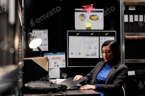 Preview: Asian employee clocking out