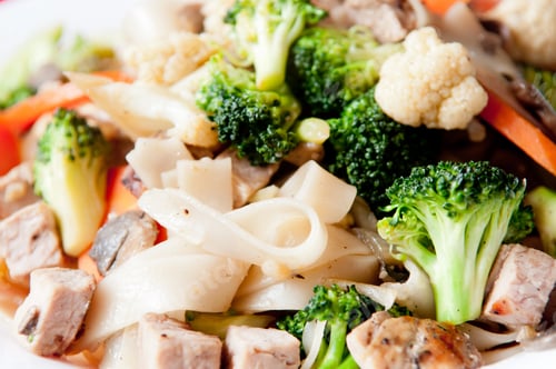 Preview: Closeup shot of a delicious pasta with vegetables