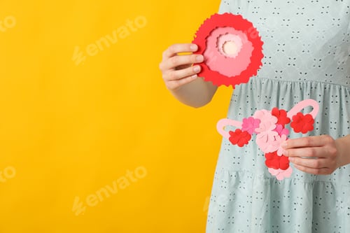 Preview: The concept of pregnancy planning, ovulation period, fertilization.