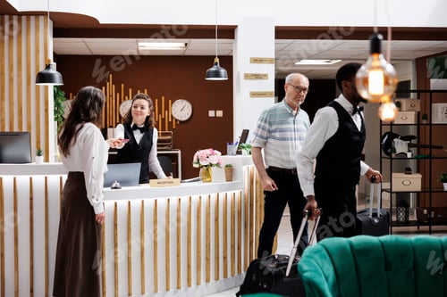 Preview: Hotel assistance with friendly staff