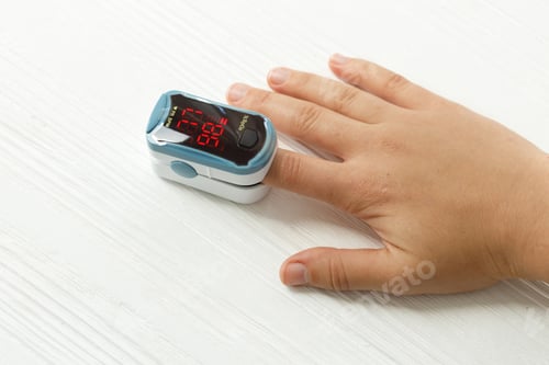 Preview: Pulse Oximeter on finger, measuring blood oxygen level, detecting coronavirus pneumonia