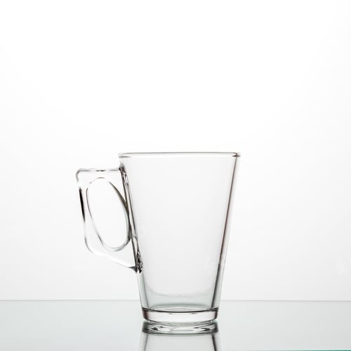 Preview: Glass is a clean cup. The concept of dishes and drinks.