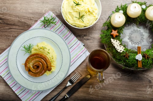 Preview: Christmas fried wine sausage