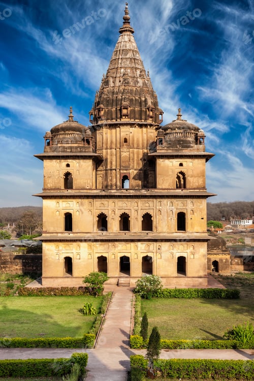 Preview: Royal cenotaphs of Orchha