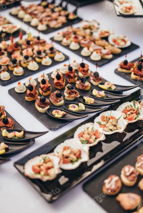 Preview: Finger food on a wedding