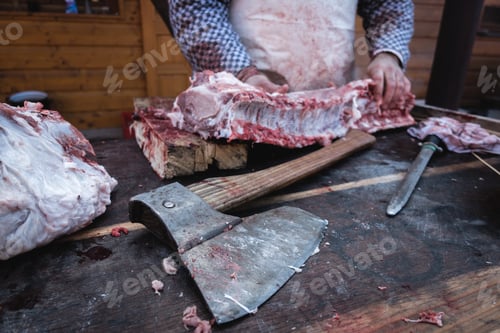 Preview: Pork meat cutting