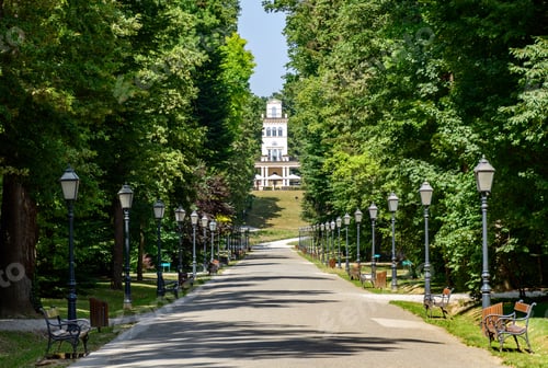 Preview: Beautiful path through Maksimir park in Zagreb,Croatia