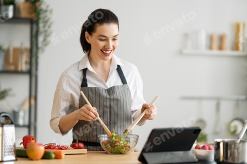 Preview: woman is preparing the proper meal