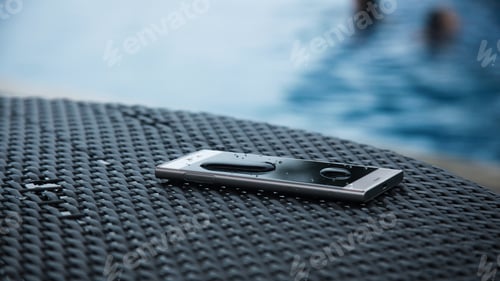 Preview: Water resistant smartphone