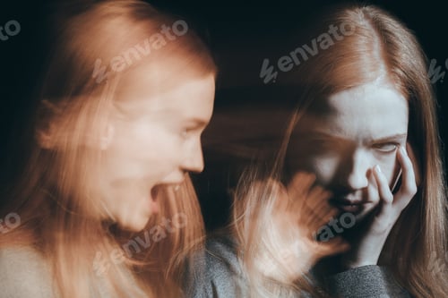 Preview: Woman having hallucinations