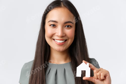 Preview: Insurance, loan, real estate and family concept. Close-up of happy smiling pretty asian woman