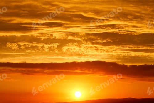 Preview: Sunset - sun low above the horizon