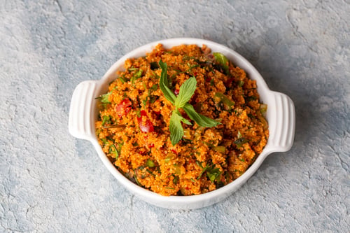Preview: Traditional delicious Turkish foods: bulgur salad (kisir)