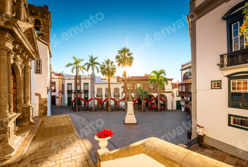 Preview: Central square in old town Santa Cruz de la Palma