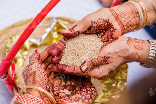 Preview: Kenya Indian Hindu Asian Wedding Details Textures Henna Process