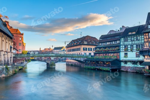 Preview: Traditional half timbered houses of Petite France.