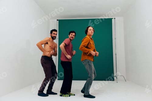 Preview: young actors play scene against green background