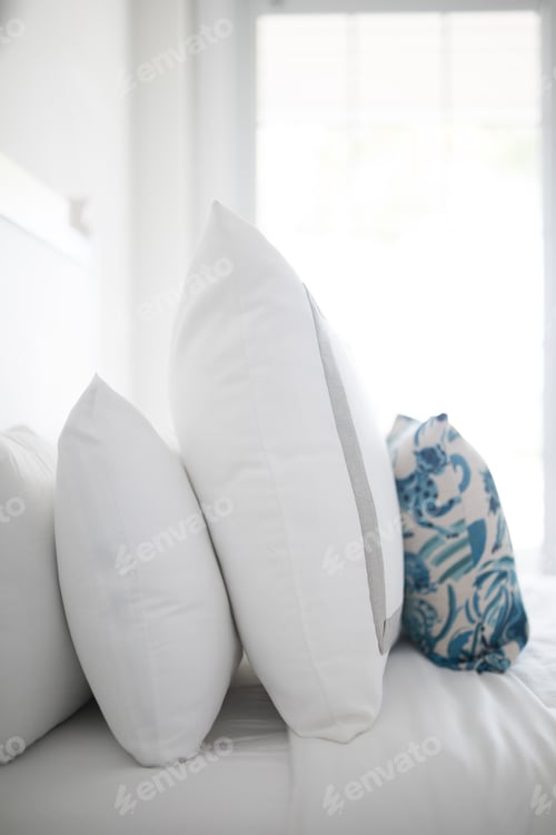 Preview: Bright room