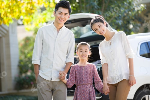 Preview: Happy young family