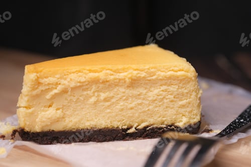 Preview: cheese and cream cake on plate