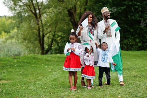 Preview: African family in traditional clothes