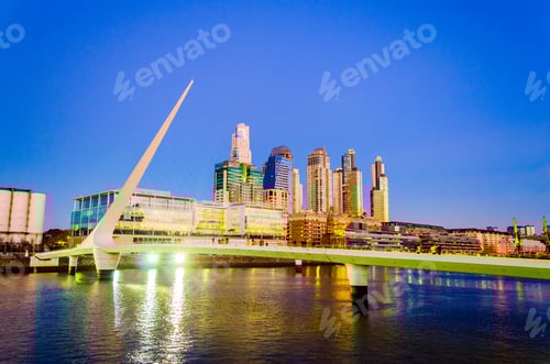 Preview: Buenos Aires at Night